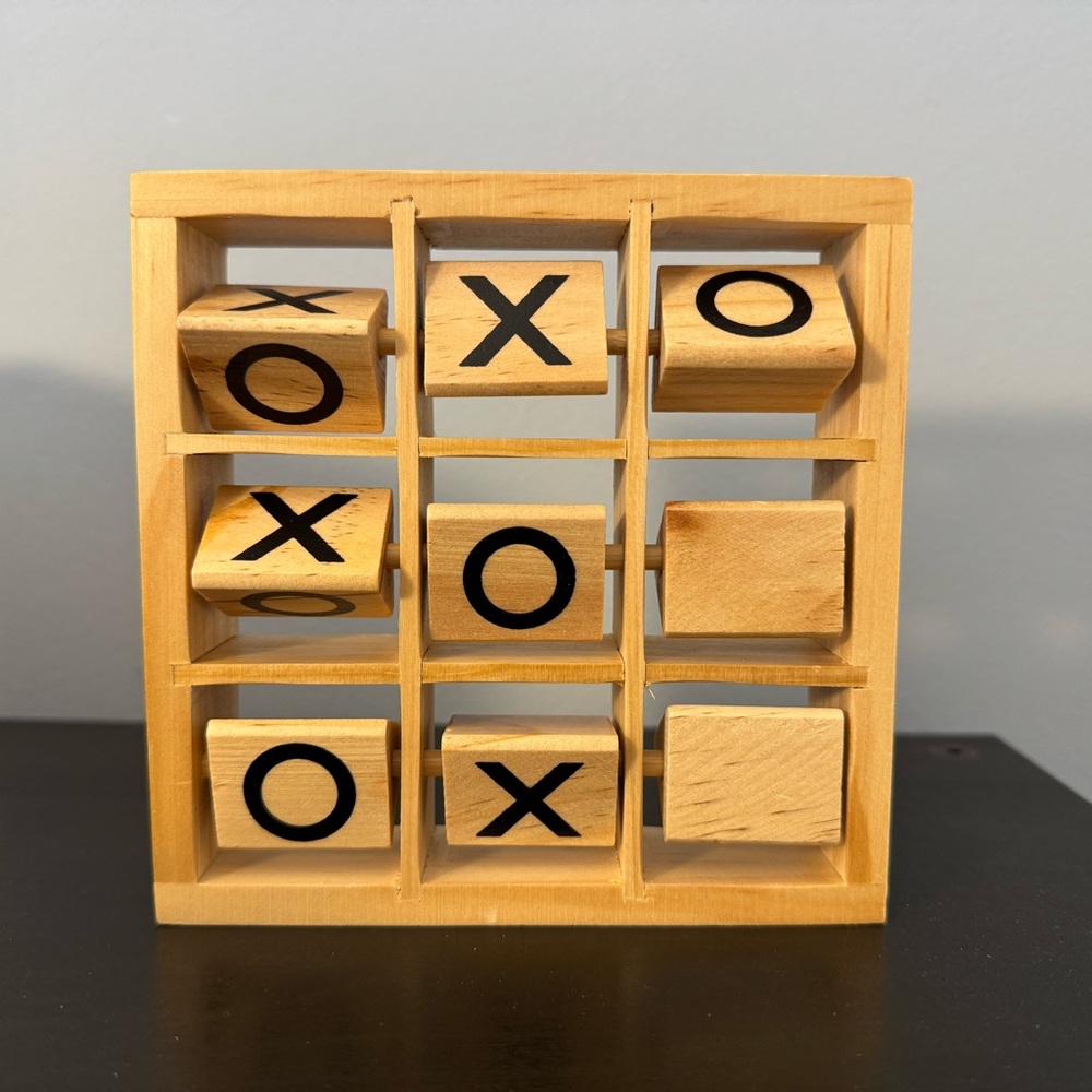 Wooden Tic Tac Toe Game (new in box) rustic decorative decor - Picture 8 of 8